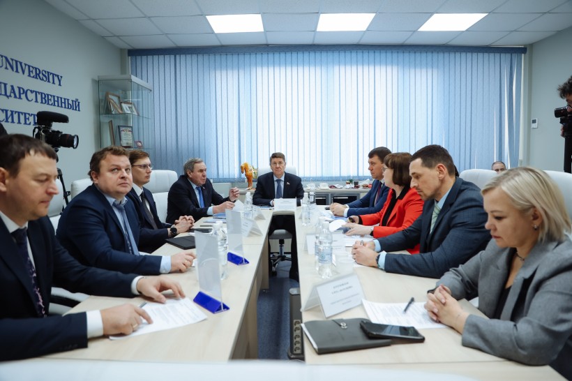 Руководитель ИгиП ДВО РАН Семён Брянин принял участие в работе делегации Совета Федерации Федерального Собрания РФ в Приамурье