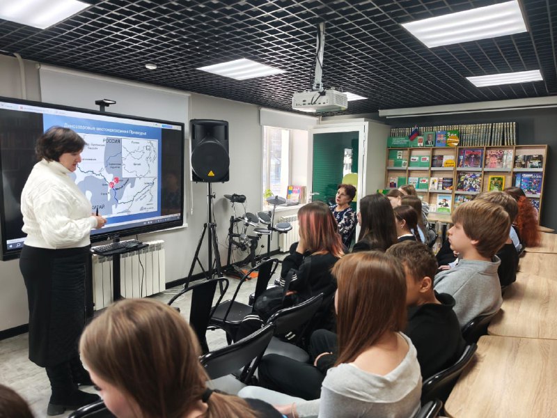 От лекций до интервью: День российской науки ИГиП ДВО РАН отметил серией тематических мероприятий